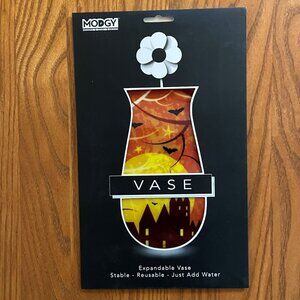 Collapsable/Expandable Vase: Halloween Scene (NWOT)